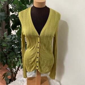Jones New York lightweight open knit button down cardigan Woman’s Med